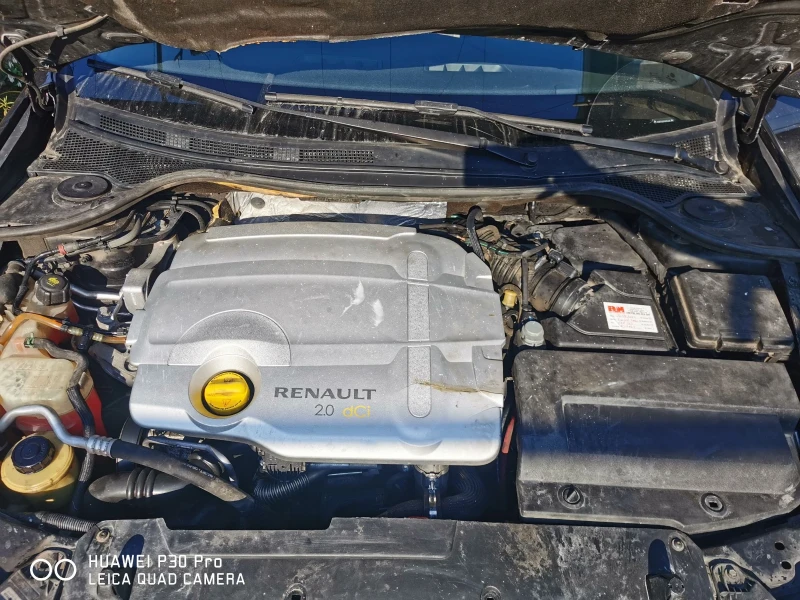 Renault Laguna 3, снимка 14 - Автомобили и джипове - 49498869