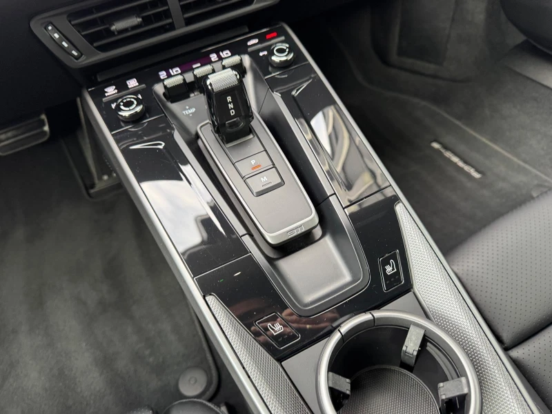 Porsche 911 992.2 CARRERA/COUPE/FACELIFT/BOSE/MATRIX/CAMERA/, снимка 12 - Автомобили и джипове - 53180939