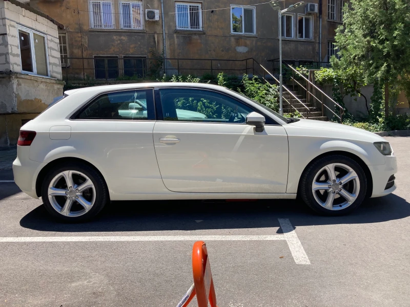 Audi A3 2.0 TDI, снимка 2 - Автомобили и джипове - 53421153