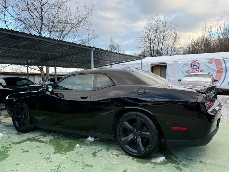 Dodge Challenger SXT, снимка 6 - Автомобили и джипове - 53538829