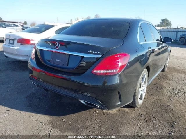 Mercedes-Benz C 300, снимка 4 - Автомобили и джипове - 49298930