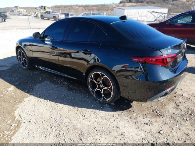 Alfa Romeo Giulia VELOCE AWD, снимка 4 - Автомобили и джипове - 53708625