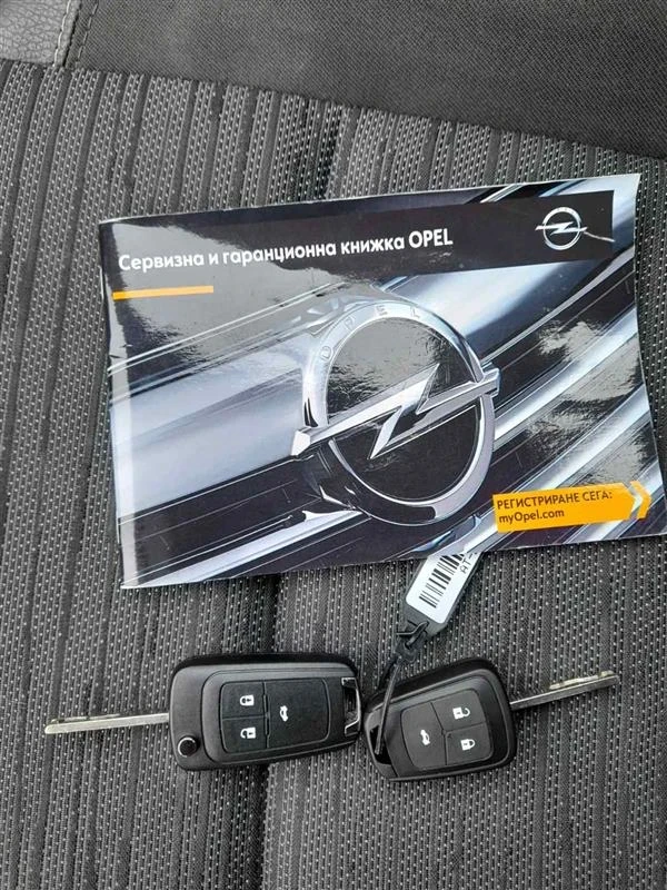 Opel Astra, снимка 15 - Автомобили и джипове - 55674726