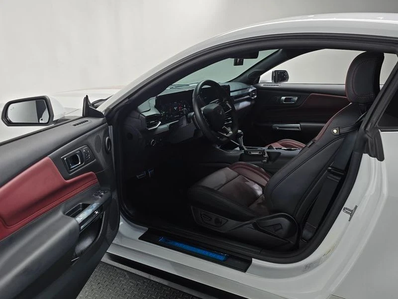 Ford Mustang 2.3 H Automatic, снимка 10 - Автомобили и джипове - 55977698