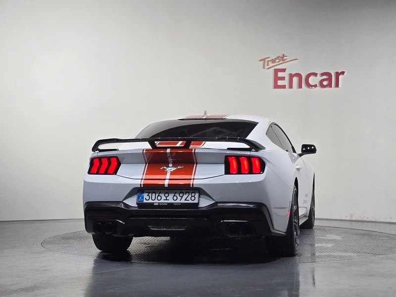 Ford Mustang 2.3 H Automatic, снимка 4 - Автомобили и джипове - 55977698