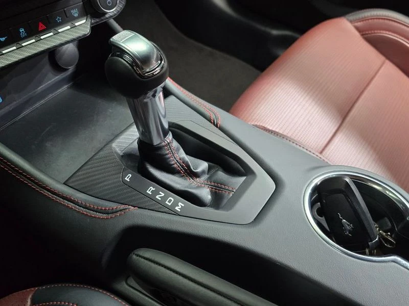 Ford Mustang 2.3 H Automatic, снимка 9 - Автомобили и джипове - 55977698