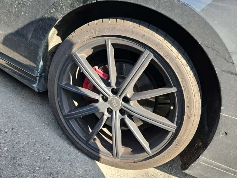 Audi S8 * CARFAX * ОПЦИЯ ЗА ФИНАНСИРАНЕ, снимка 14 - Автомобили и джипове - 56208926