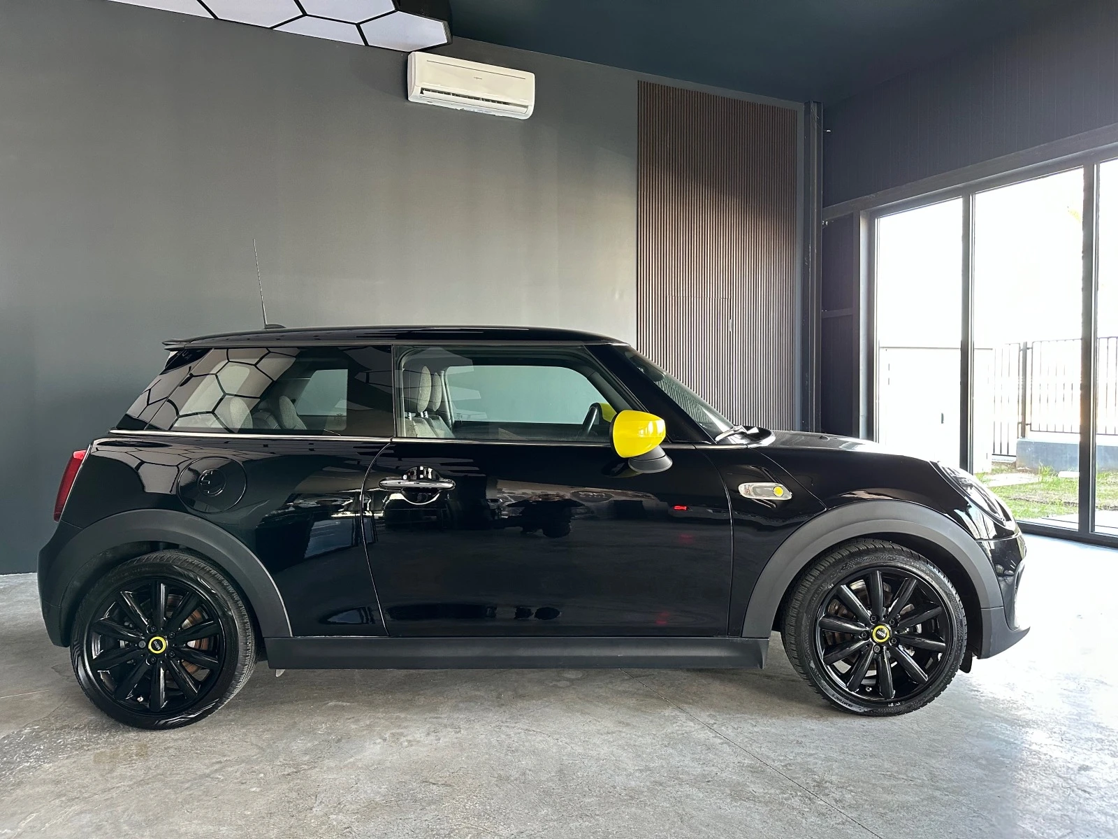 Mini Cooper Electric SE - изображение 3