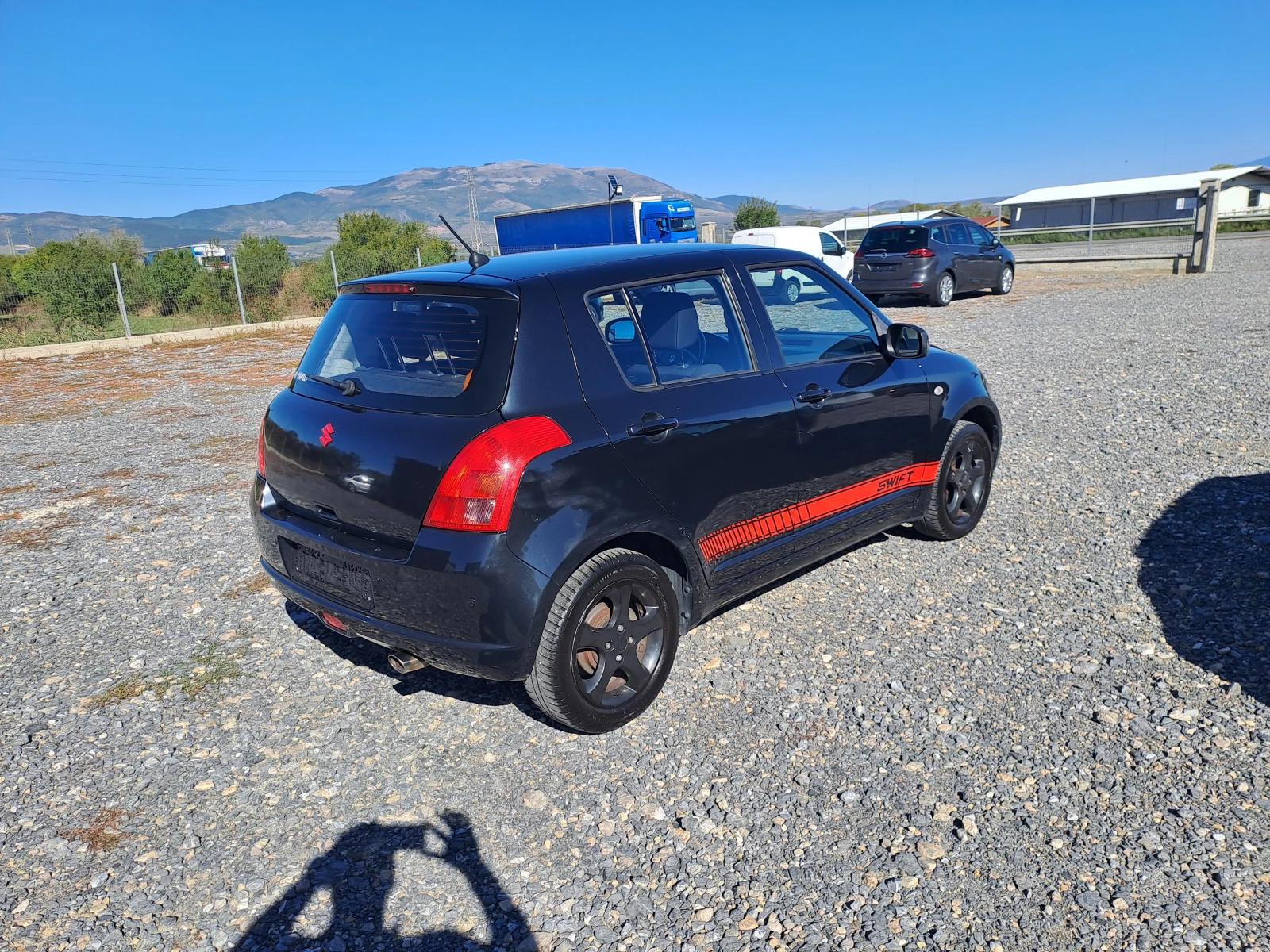 Suzuki Swift 1.3i газ.инжекцион 4X4 - изображение 4