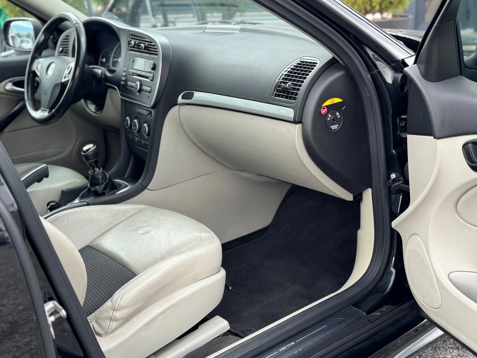 Saab 9-3 * ИТАЛИЯ* 1.9 TTID-180* VECTOR* OБСЛУЖЕНА*  - изображение 8