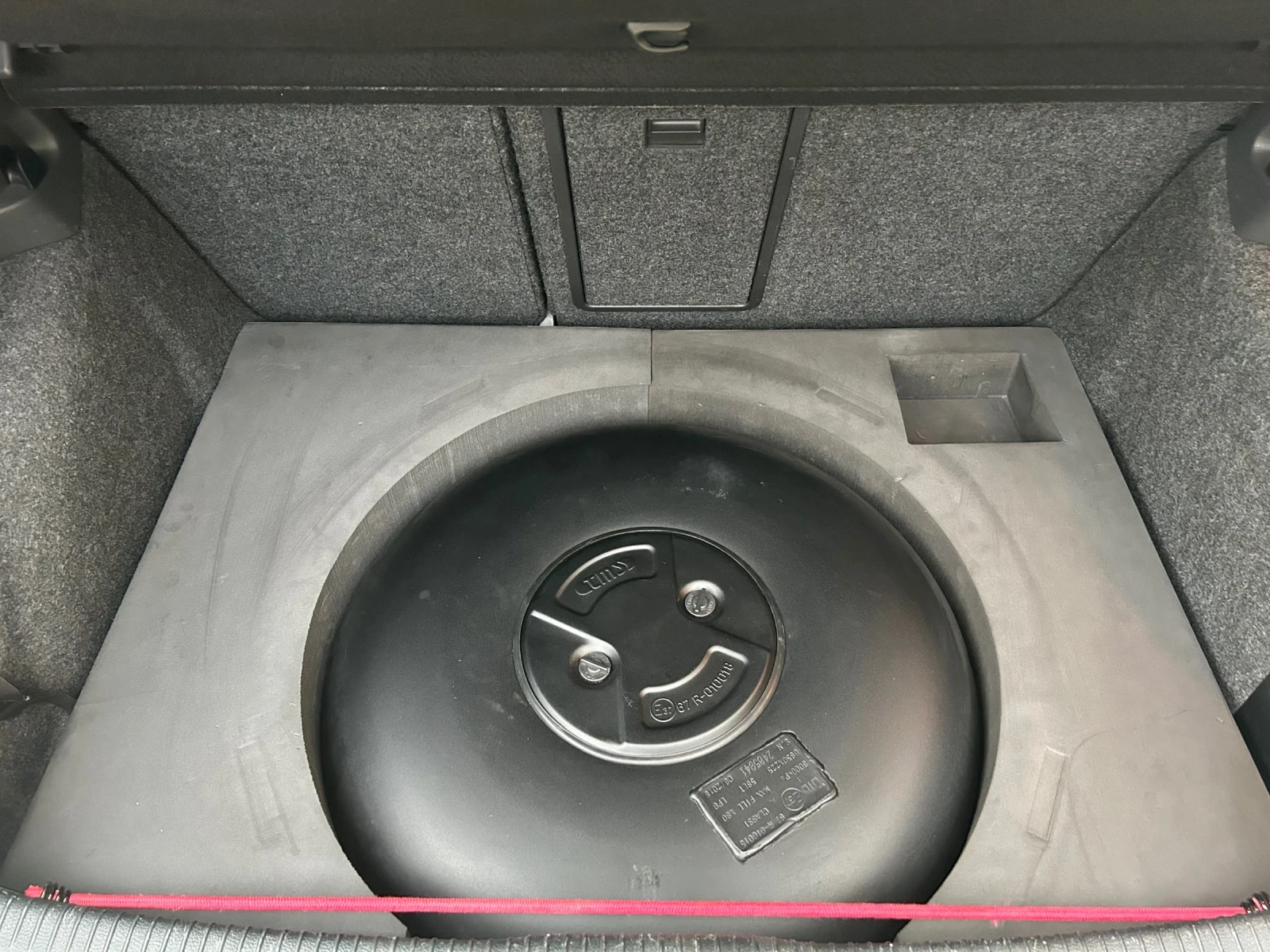 VW ID.5 Климатроник , въздушни възглавници, лети джанти, ц - изображение 8
