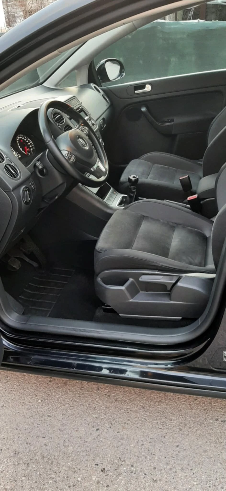 VW Golf Plus 2.0TDI - изображение 10