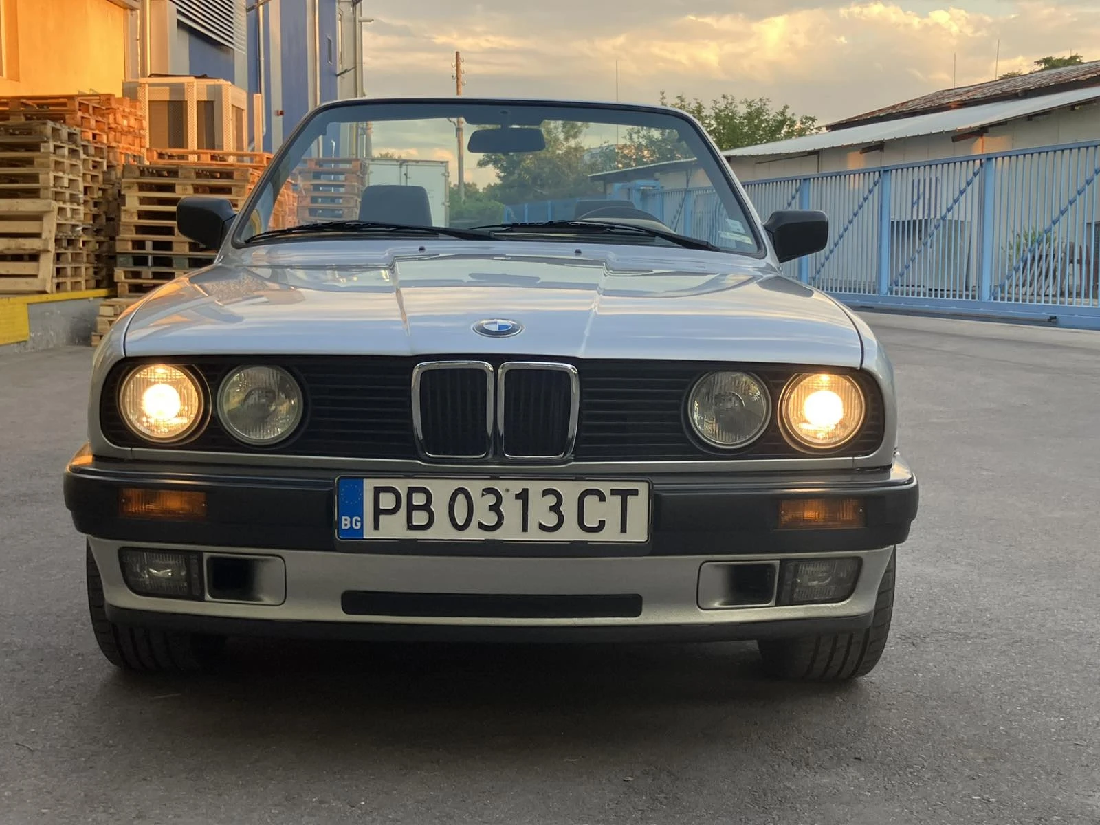 BMW 318  - изображение 2