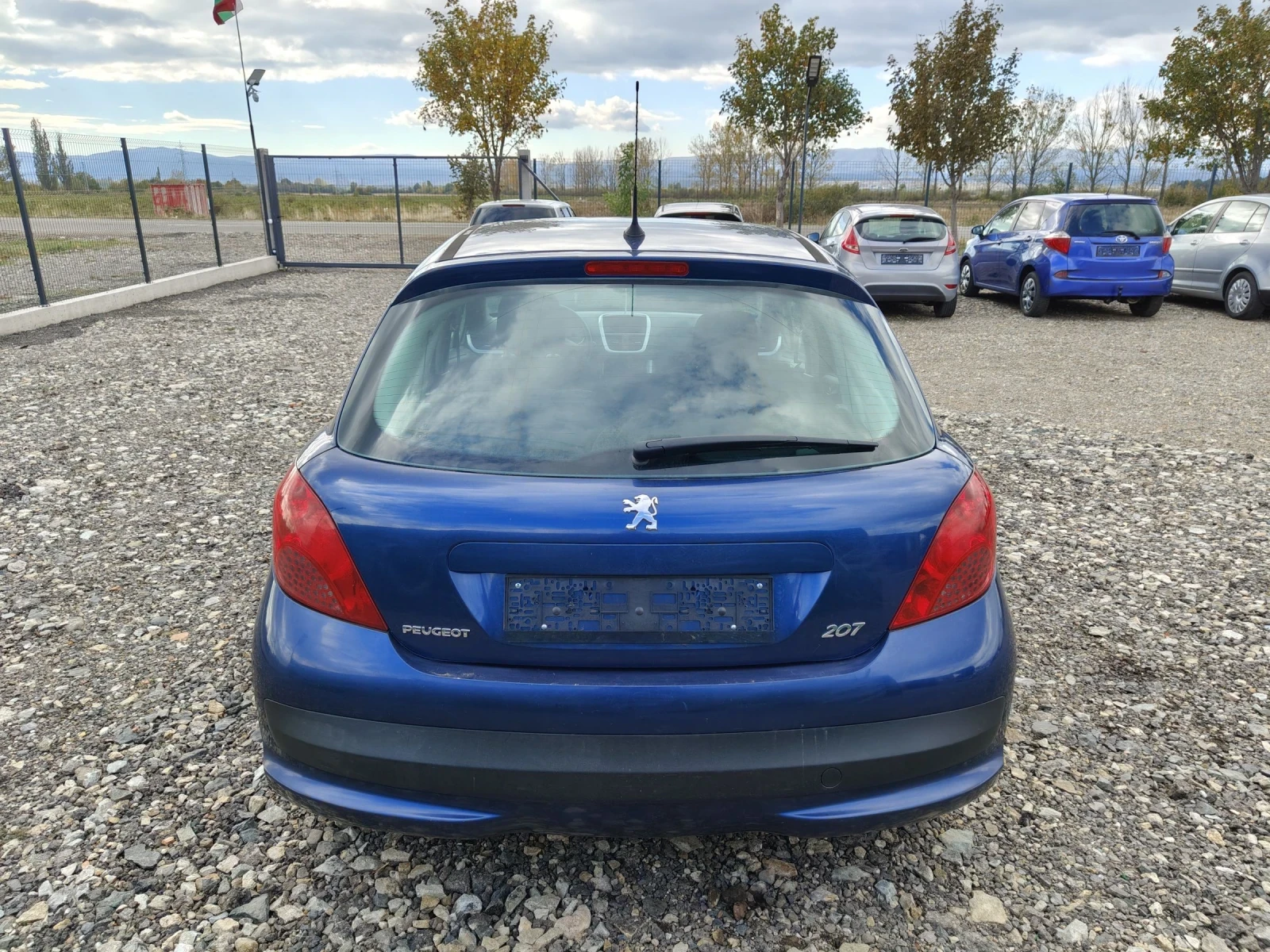 Peugeot 207 1.4i - изображение 5