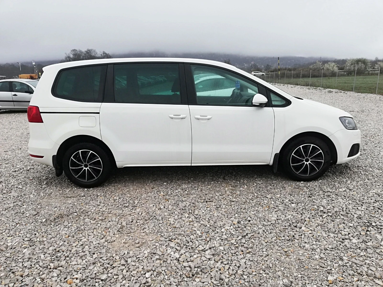 Seat Alhambra 2.0TDI KLI NAVI 4X4, снимка 7 - Автомобили и джипове - 53526138