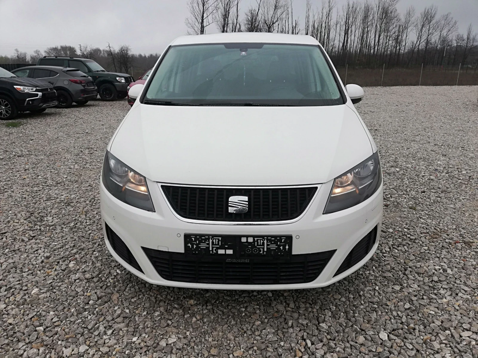 Seat Alhambra 2.0TDI KLI NAVI 4X4, снимка 2 - Автомобили и джипове - 53526138