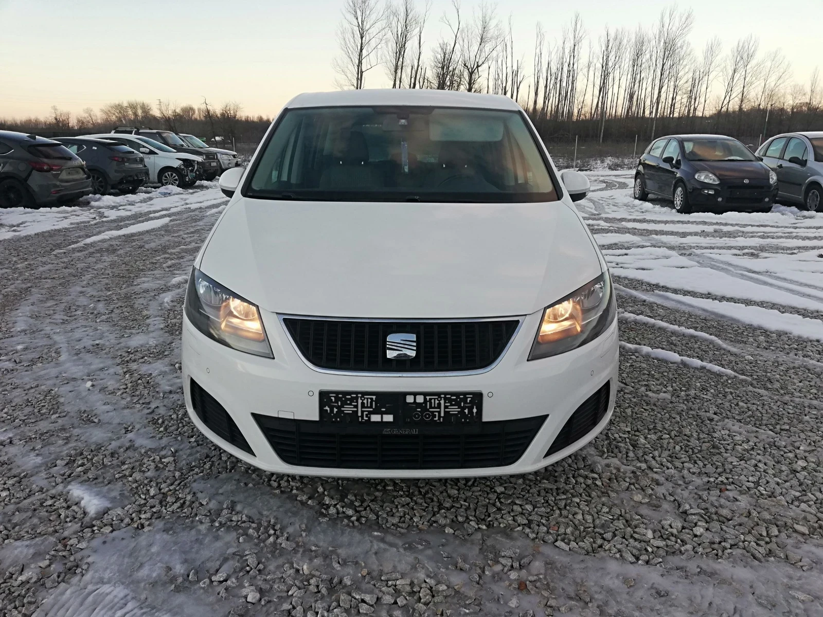 Seat Alhambra 2.0TDI KLI NAVI 4X4 - изображение 2