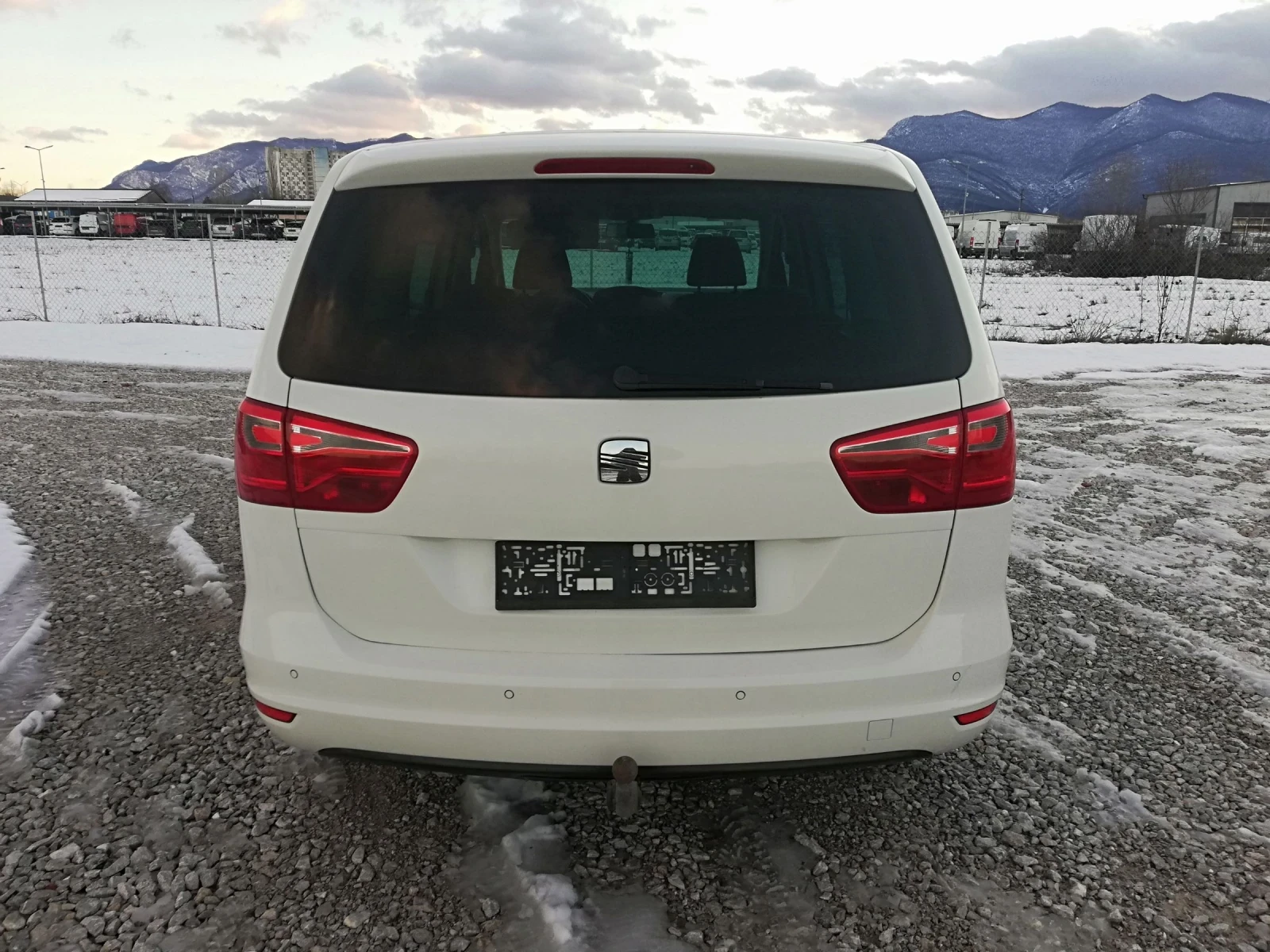 Seat Alhambra 2.0TDI KLI NAVI 4X4 - изображение 5