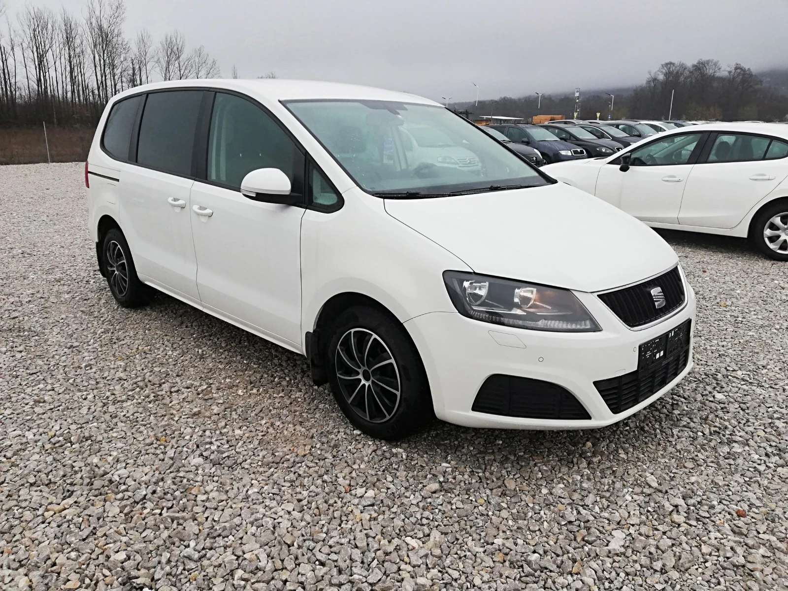 Seat Alhambra 2.0TDI KLI NAVI 4X4, снимка 8 - Автомобили и джипове - 53526138