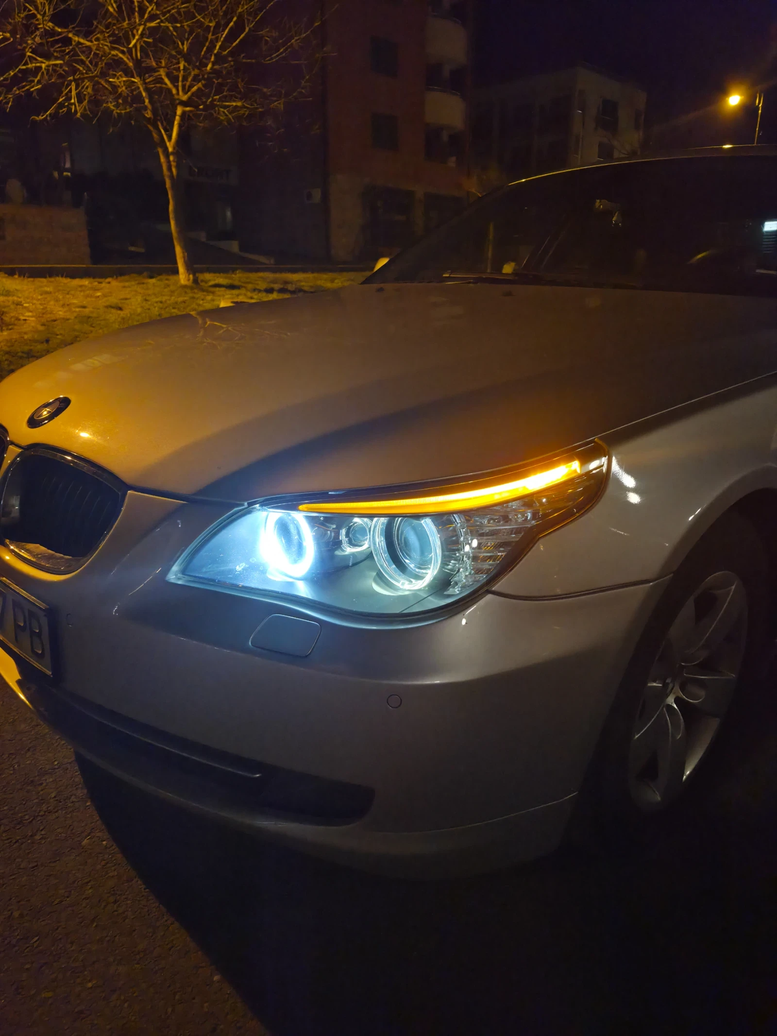 BMW 520, снимка 15 - Автомобили и джипове - 53865458