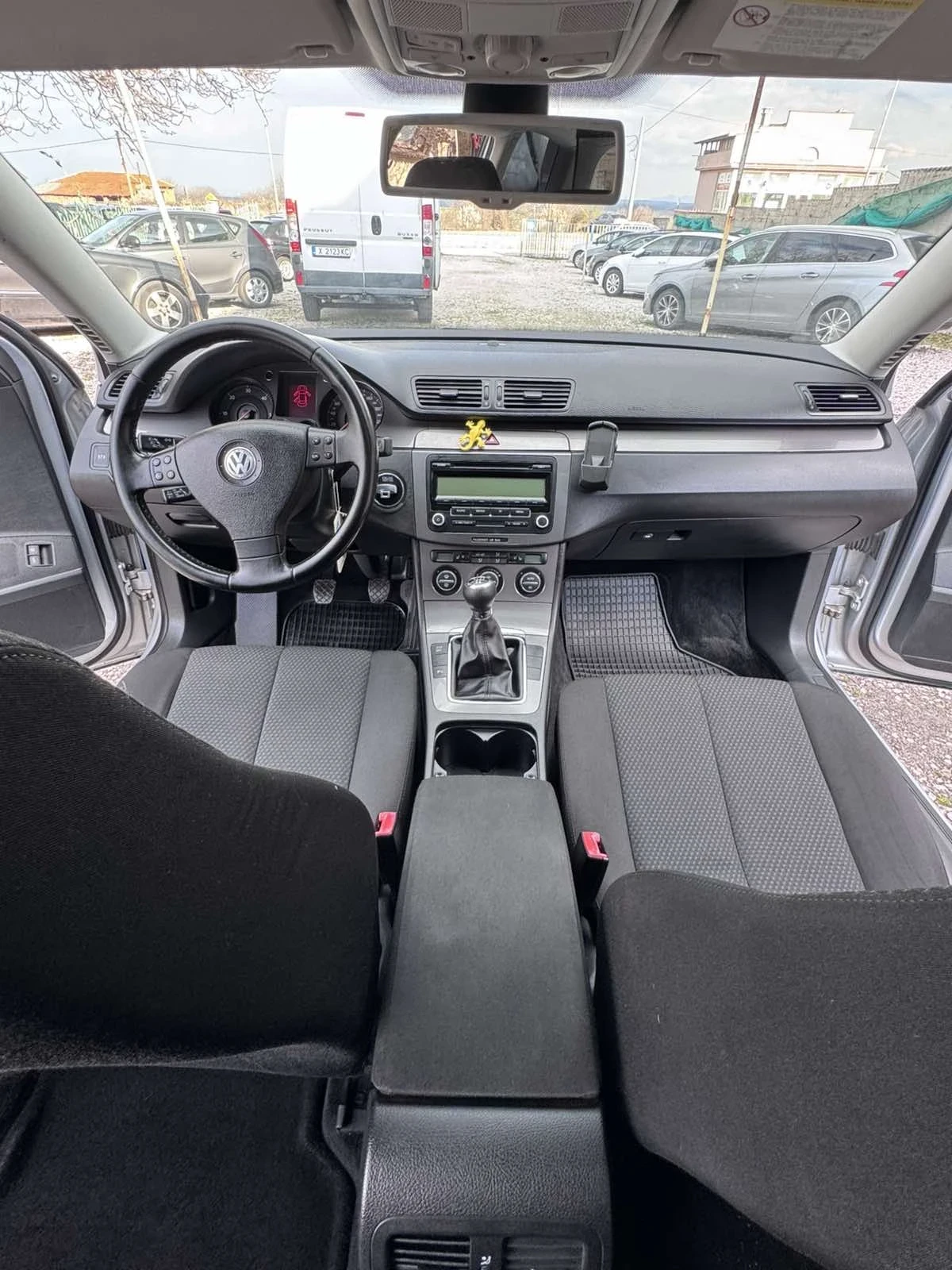 VW Passat 1.9TDI, снимка 17 - Автомобили и джипове - 53982603