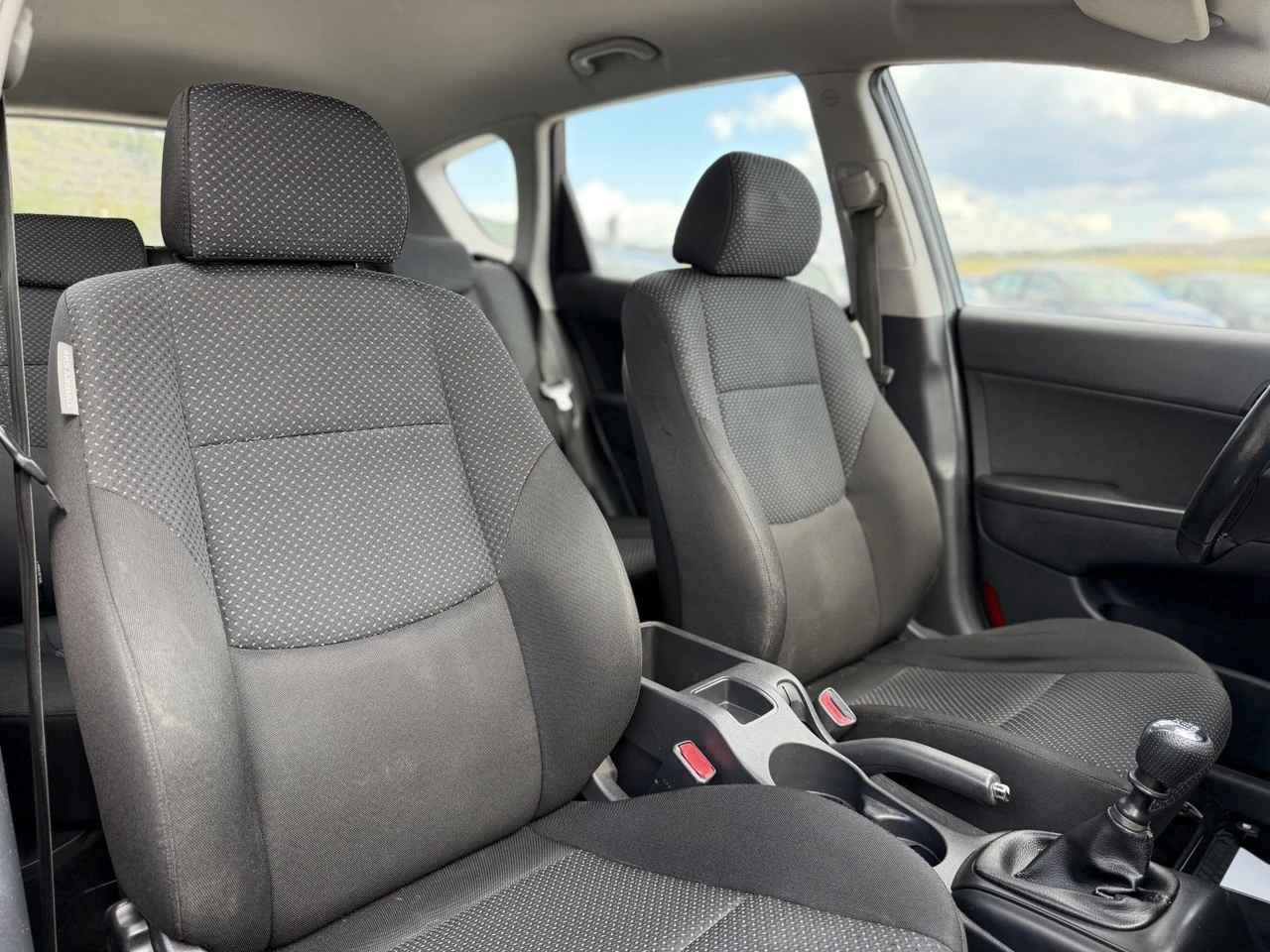 Hyundai I30 1.6 CRDi, снимка 15 - Автомобили и джипове - 54140297