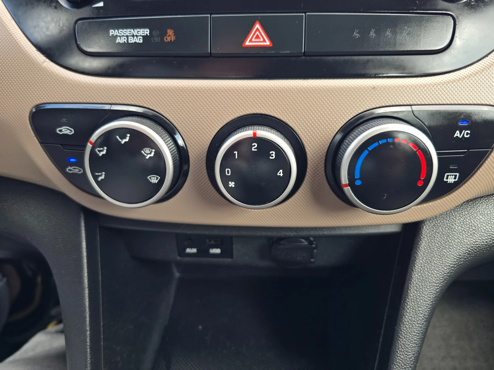 Hyundai I10 1.0i-67k.c-EURO-6, снимка 16 - Автомобили и джипове - 54147989