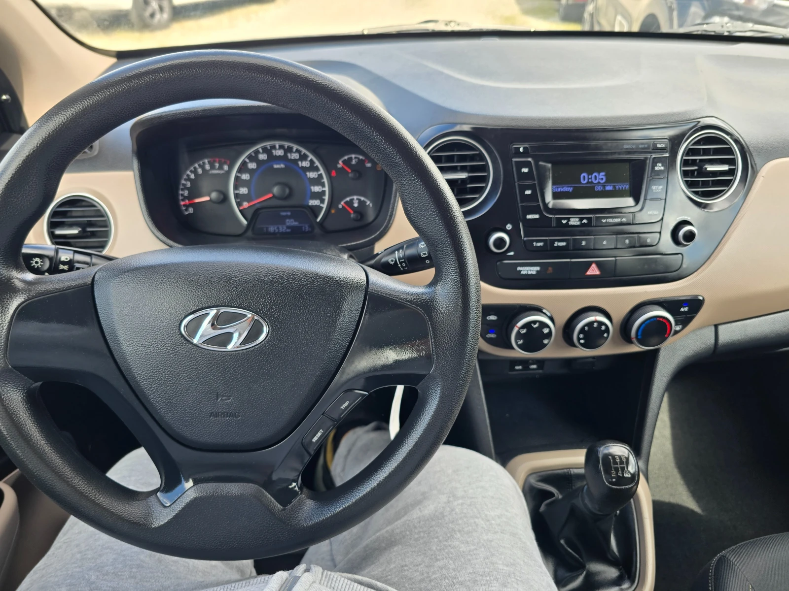 Hyundai I10 1.0i-67k.c-EURO-6, снимка 13 - Автомобили и джипове - 54147989