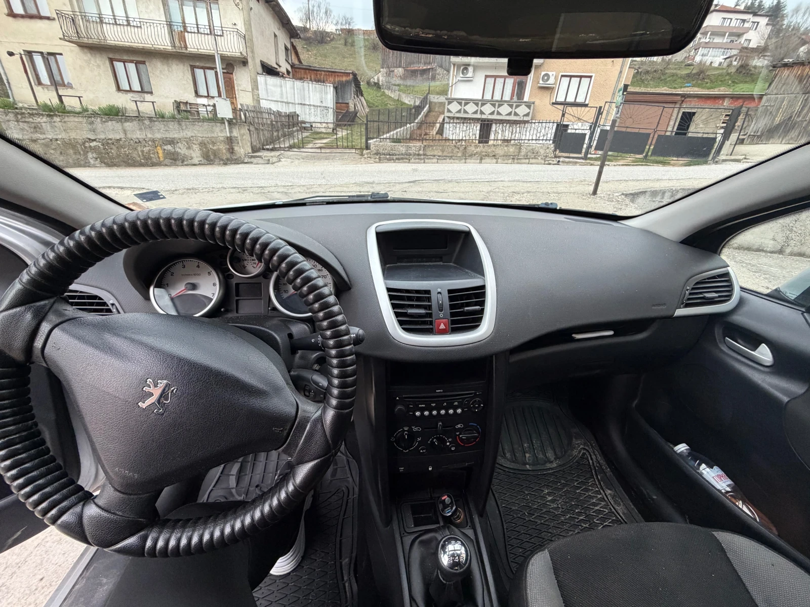 Peugeot 207, снимка 2 - Автомобили и джипове - 54174897