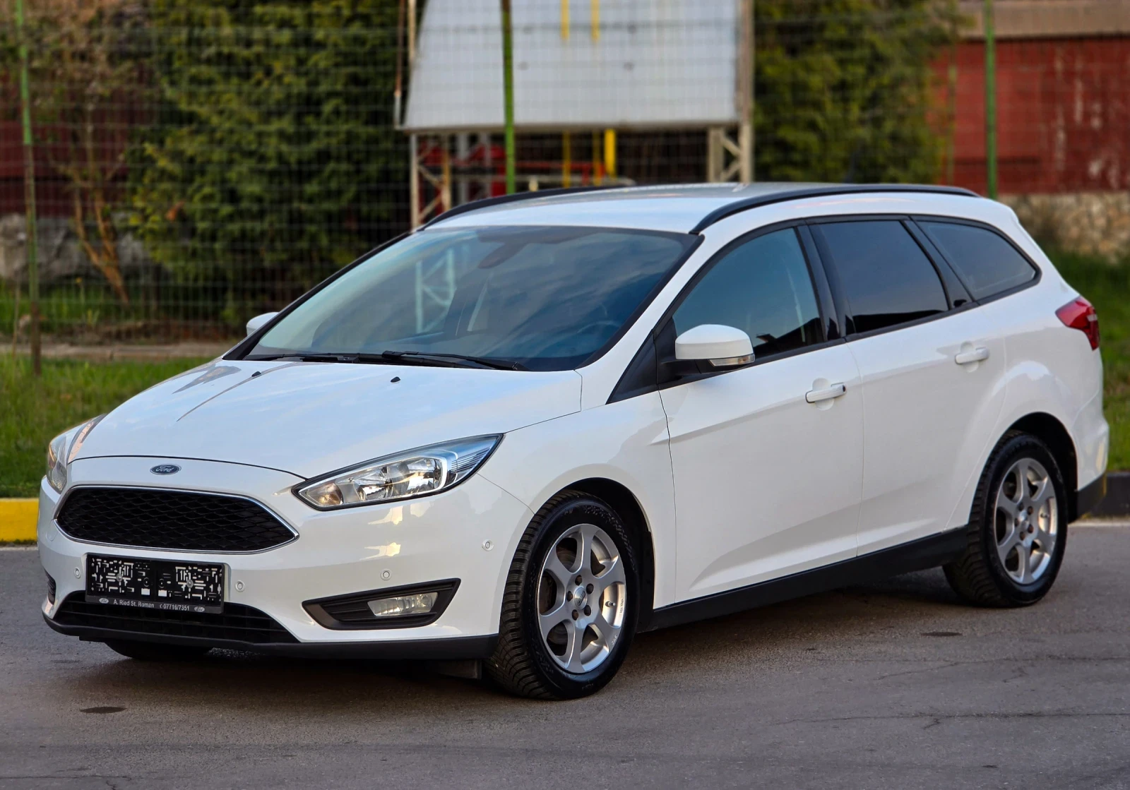 Ford Focus 1.5TDCI 120hp Euro-6, снимка 3 - Автомобили и джипове - 54221327