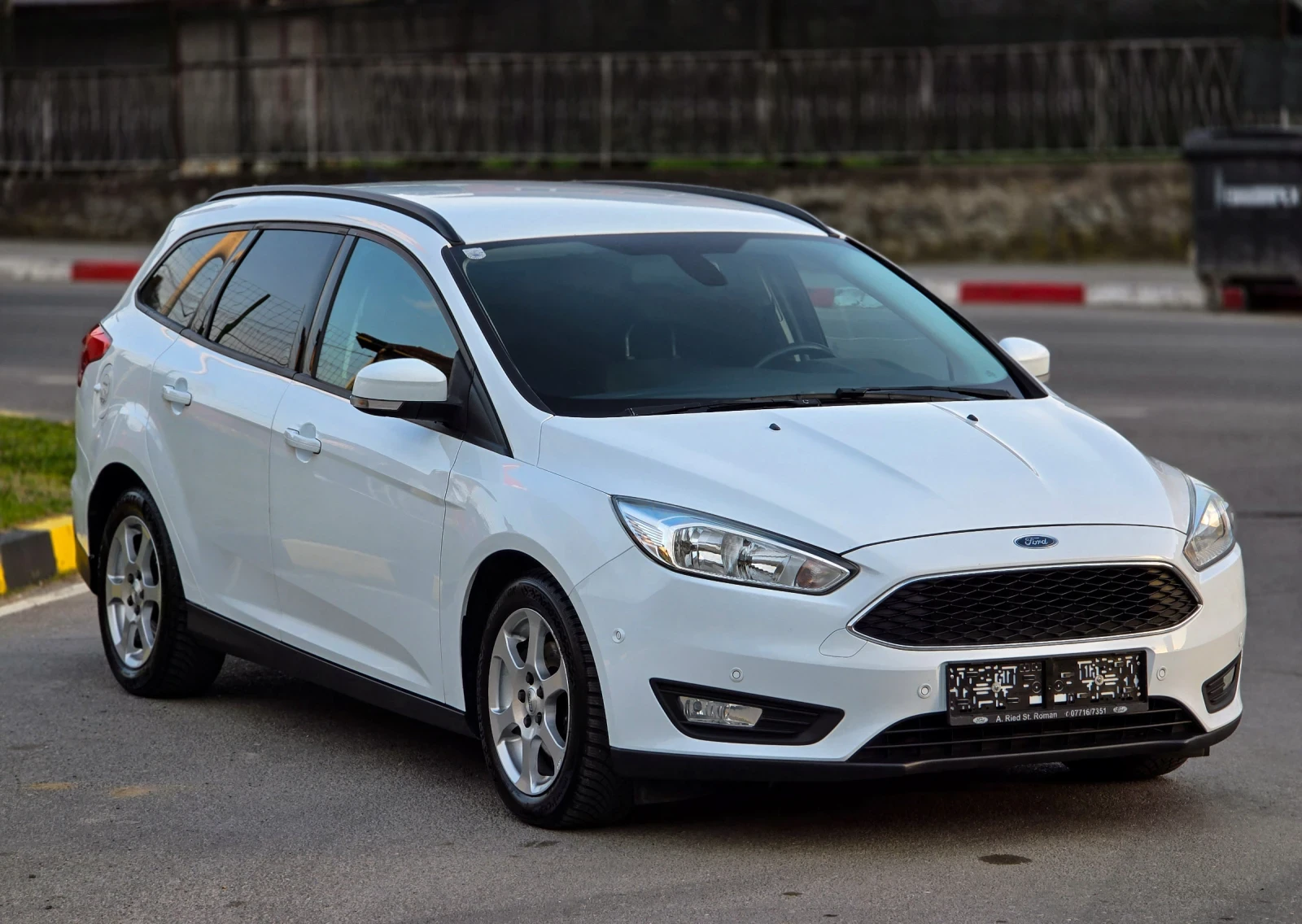 Ford Focus 1.5TDCI 120hp Euro-6, снимка 8 - Автомобили и джипове - 54221327