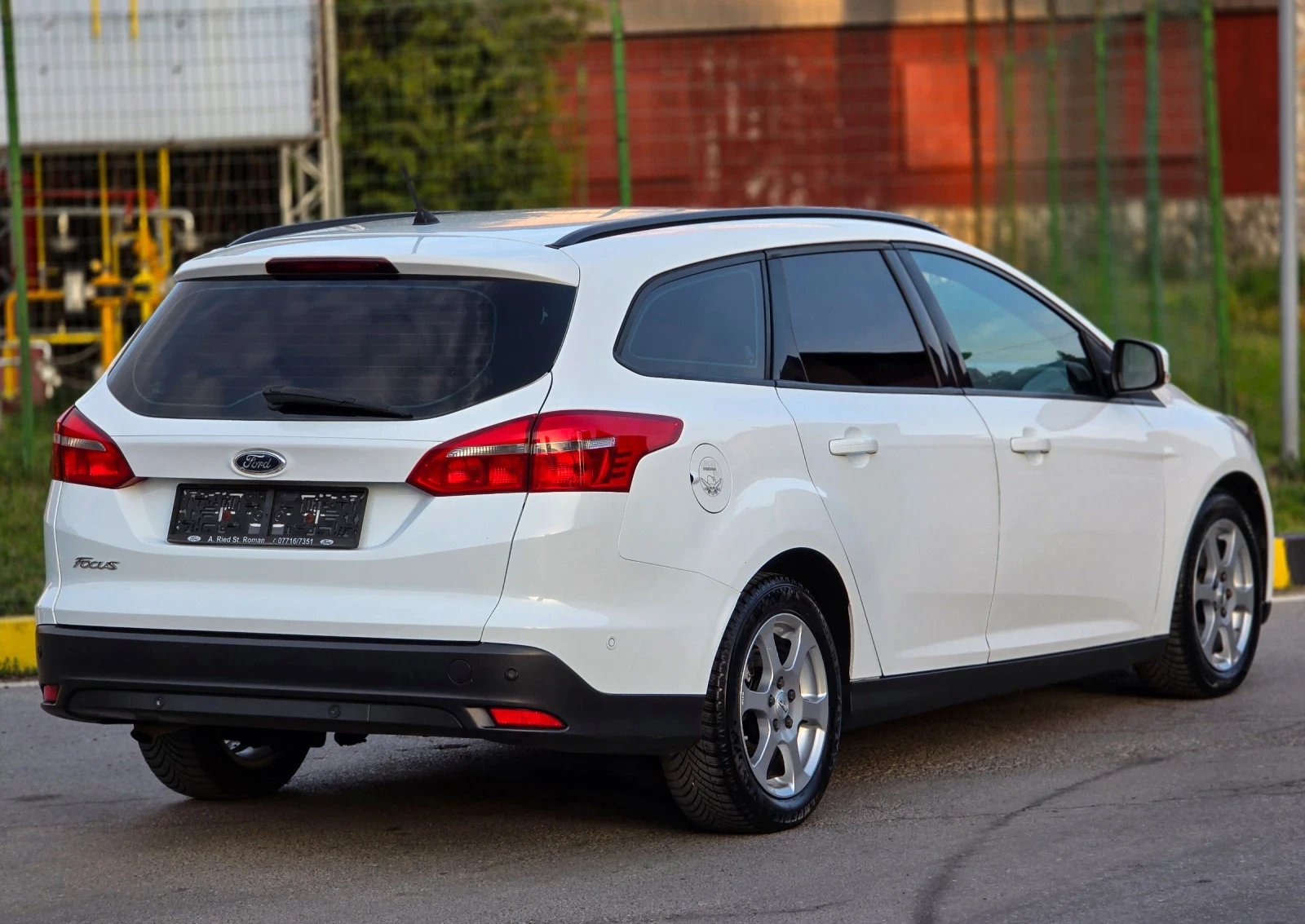 Ford Focus 1.5TDCI 120hp Euro-6, снимка 6 - Автомобили и джипове - 54221327