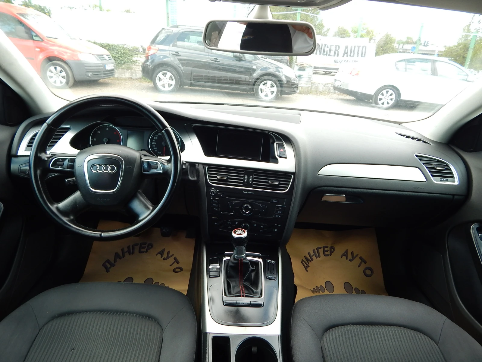 Audi A4 2.0TDI, снимка 14 - Автомобили и джипове - 54525992
