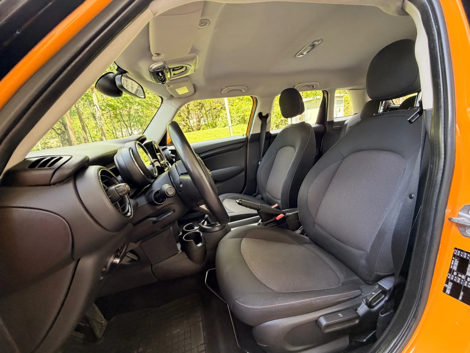 Mini One 1.2i/ 62 000км, снимка 9 - Автомобили и джипове - 54563533