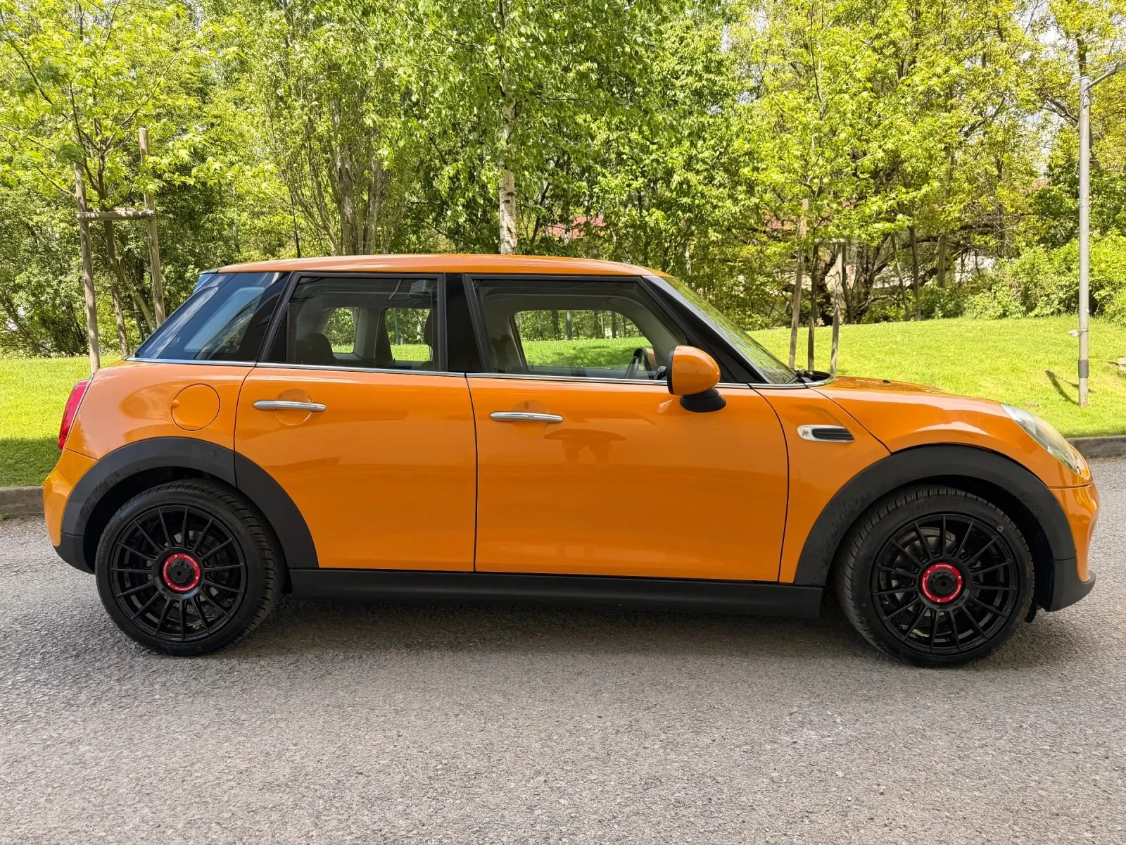 Mini One 1.2i/ 62 000км, снимка 8 - Автомобили и джипове - 54563533