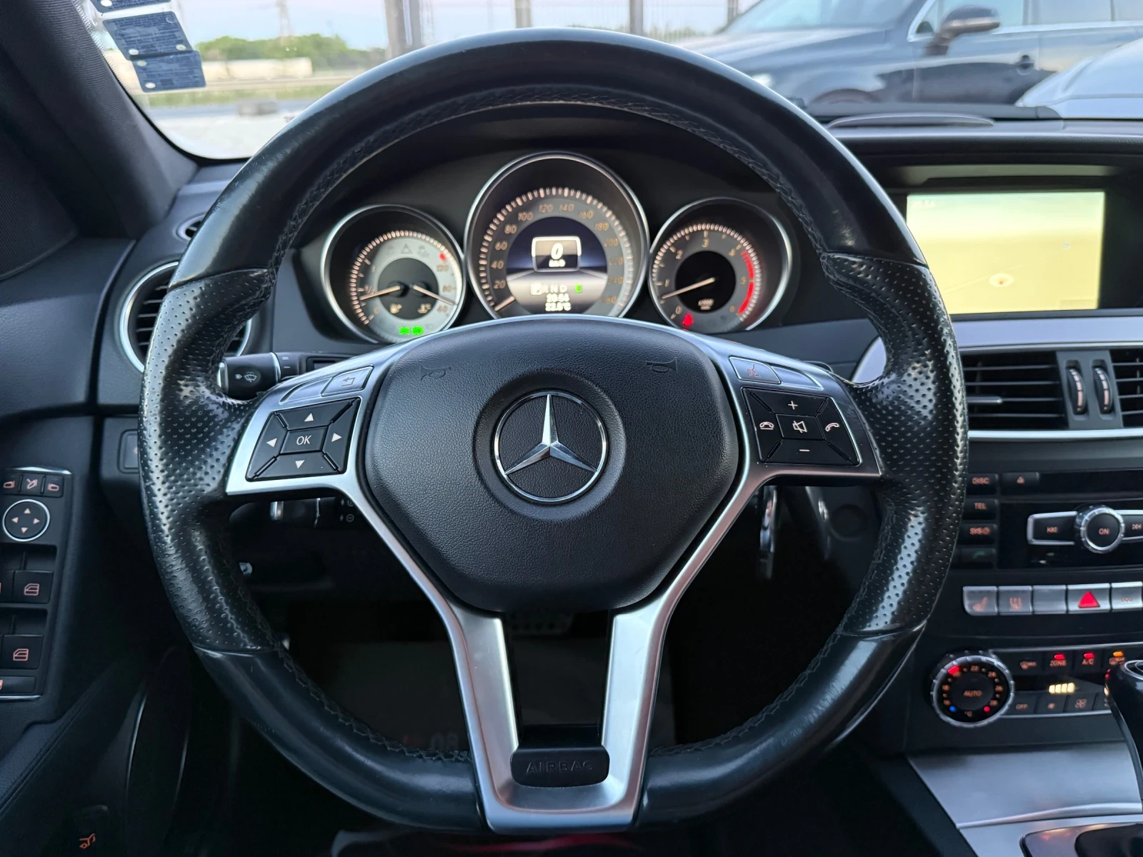 Mercedes-Benz C 350 D* 10.2013г* 265к.с* Автоматик* 225.000КМ* Сервизн, снимка 16 - Автомобили и джипове - 54722582