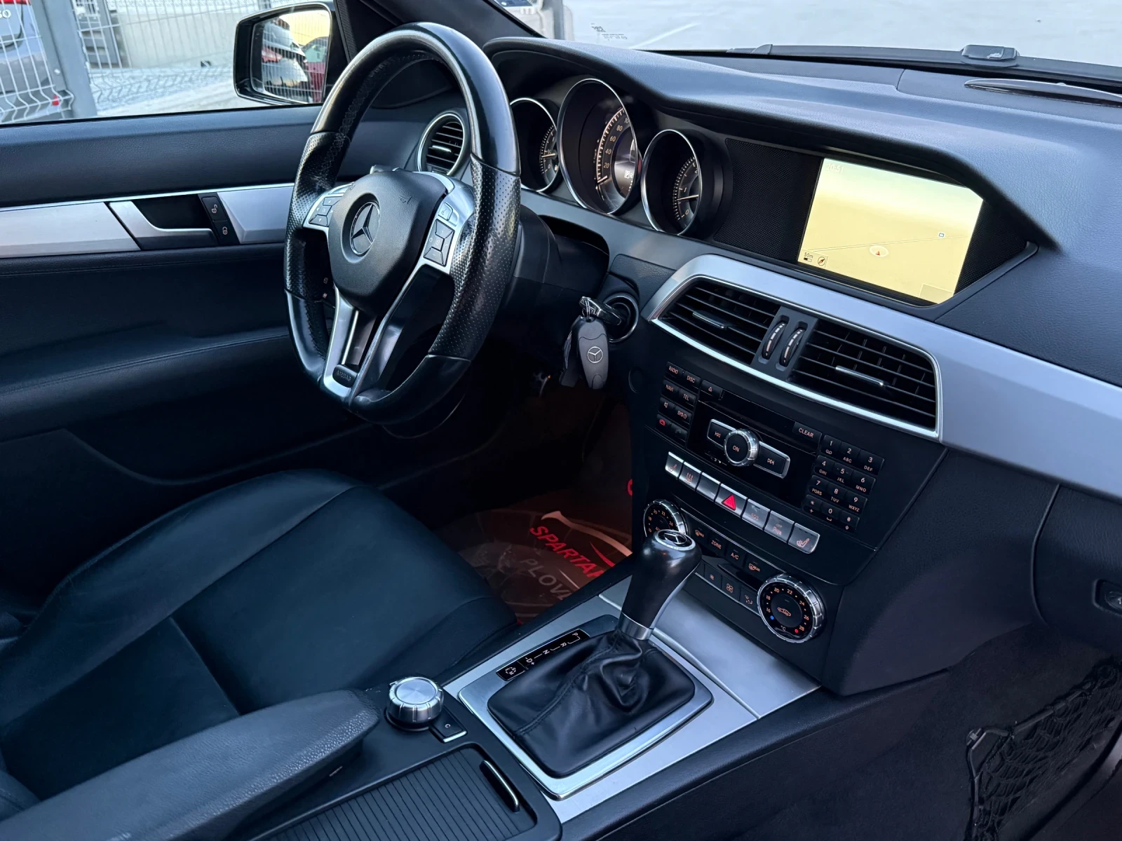 Mercedes-Benz C 350 D* 10.2013г* 265к.с* Автоматик* 225.000КМ* Сервизн, снимка 15 - Автомобили и джипове - 54722582