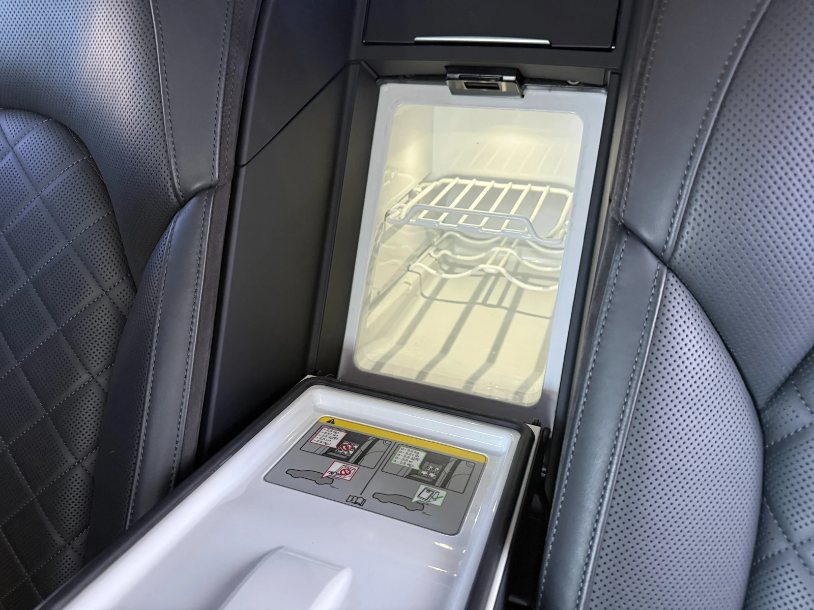 Audi A8 Брониран  VR 9, снимка 9 - Автомобили и джипове - 54759949