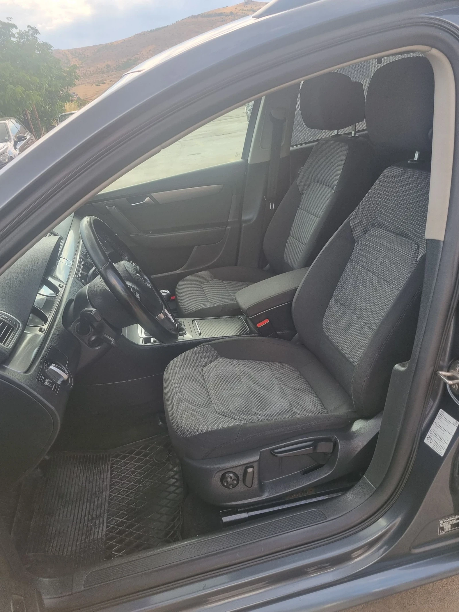 VW Passat 2.0tdi 140 коня , снимка 9 - Автомобили и джипове - 55050707