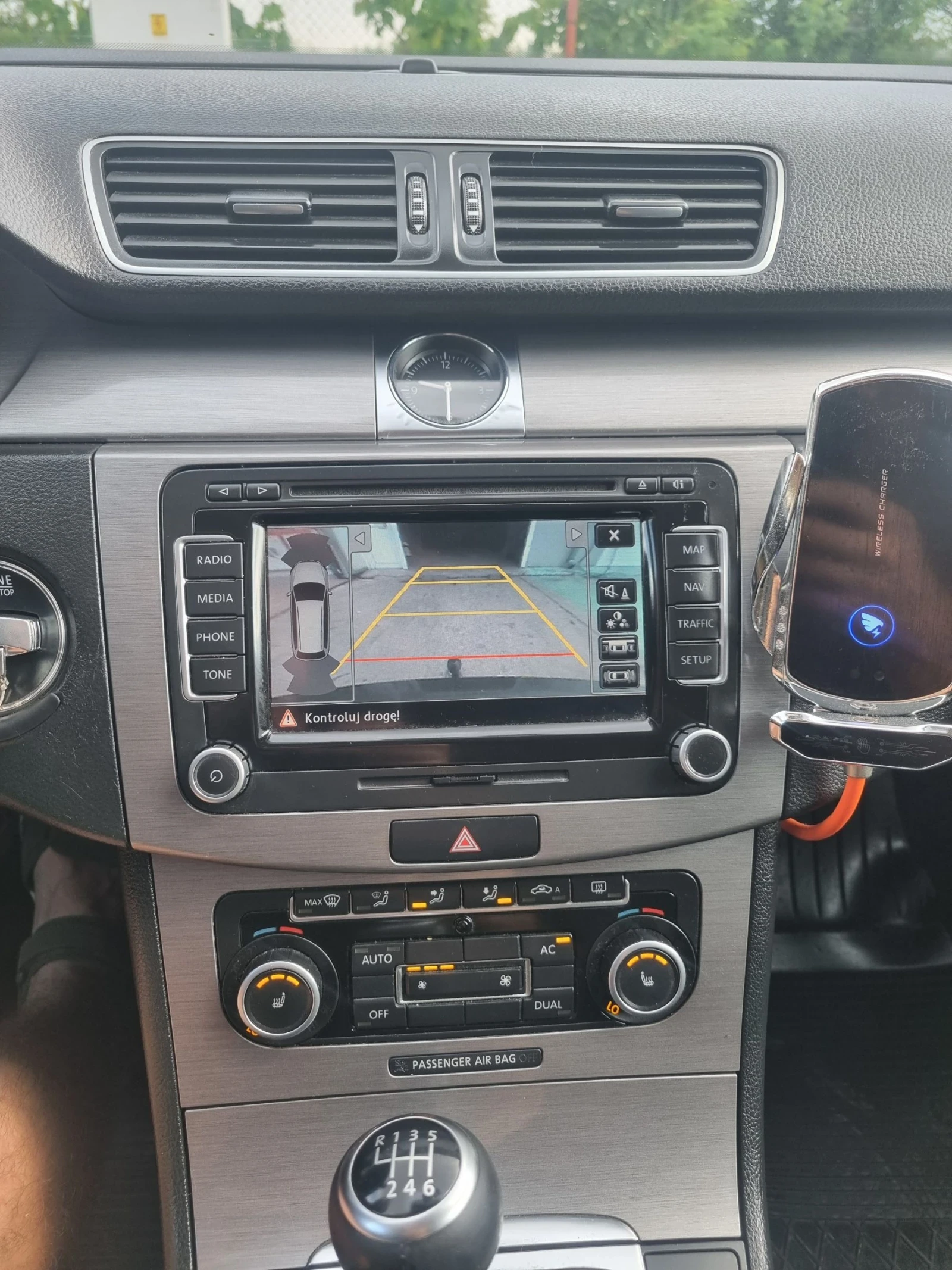 VW Passat 2.0tdi 140 коня , снимка 14 - Автомобили и джипове - 55050707