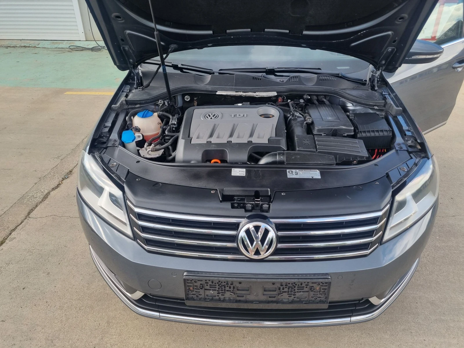 VW Passat 2.0tdi 140 коня , снимка 15 - Автомобили и джипове - 55050707