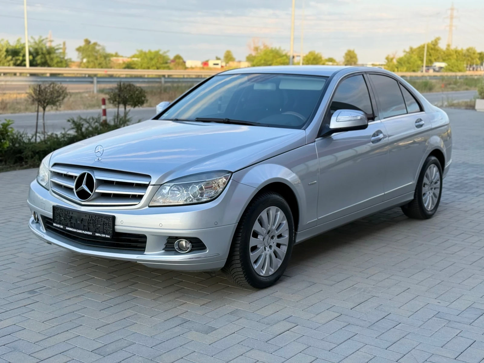Mercedes-Benz C 220, снимка 2 - Автомобили и джипове - 55251937