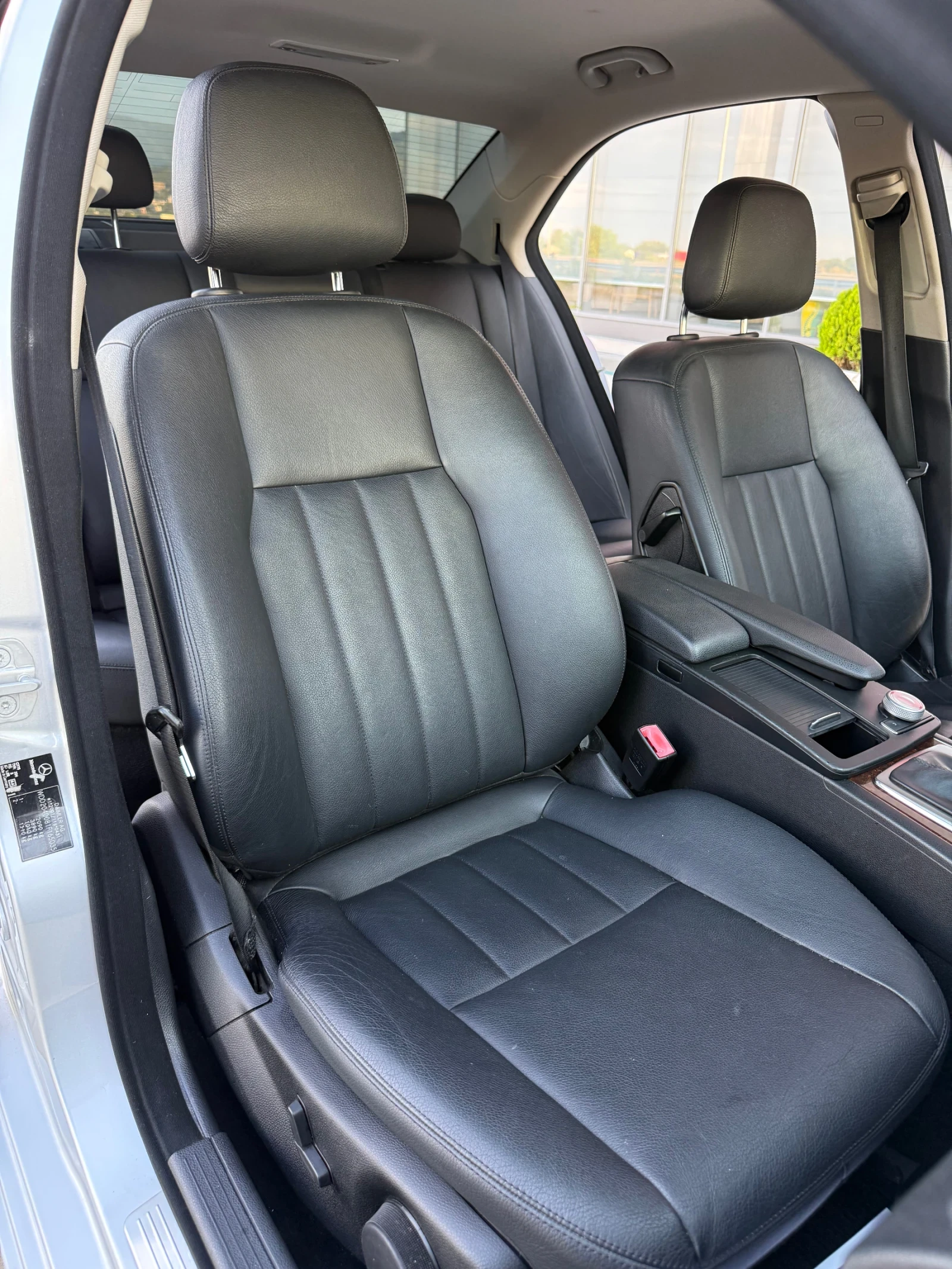 Mercedes-Benz C 220, снимка 11 - Автомобили и джипове - 55251937