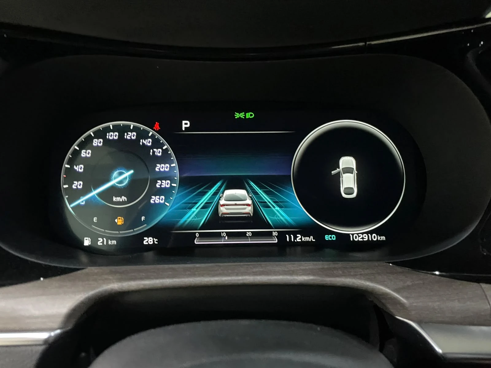 Kia K5 2.0 MPI ! Noblesse !, снимка 13 - Автомобили и джипове - 55284111