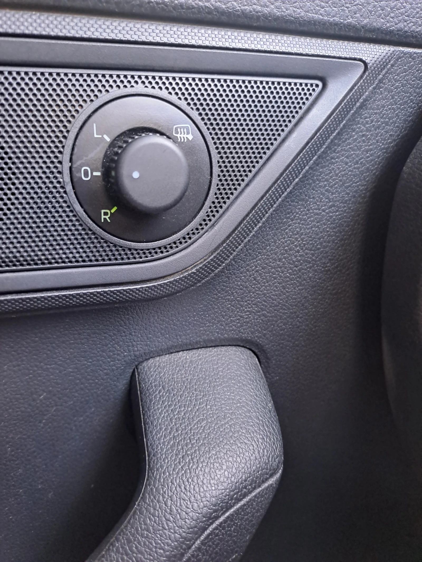 Skoda Fabia | Mobile.bg � ����������� 4