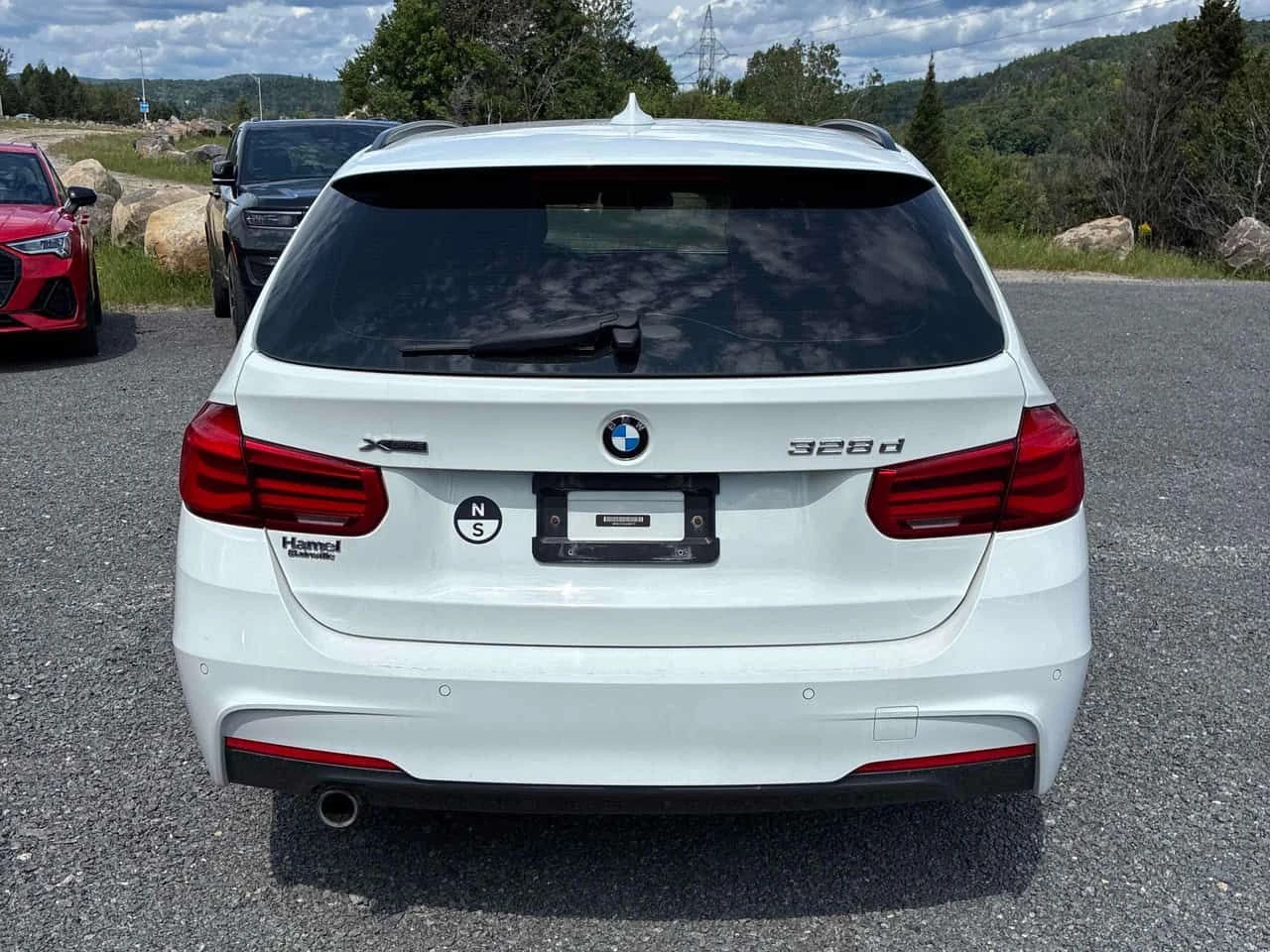 BMW 328 d xDrive / M пакет / КАМЕРА / CARFAX / АВТОКРЕДИТ, снимка 4 - Автомобили и джипове - 55650468