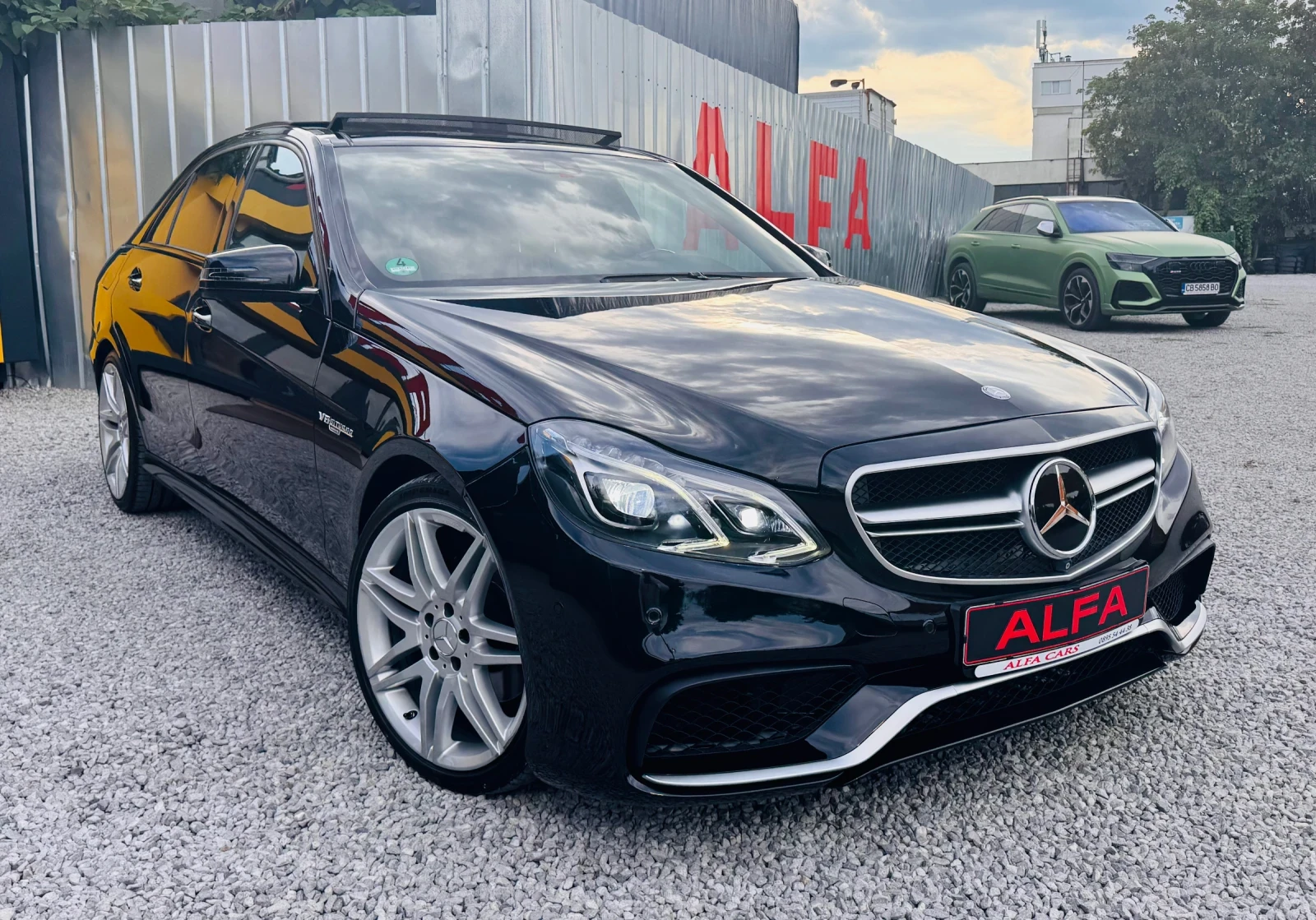 Mercedes-Benz E 300 d/6.3 AMG/TUNING/ВС.ЕКСТРИ/ПАНОРАМА/КАТО НОВА///, снимка 5 - Автомобили и джипове - 55840825