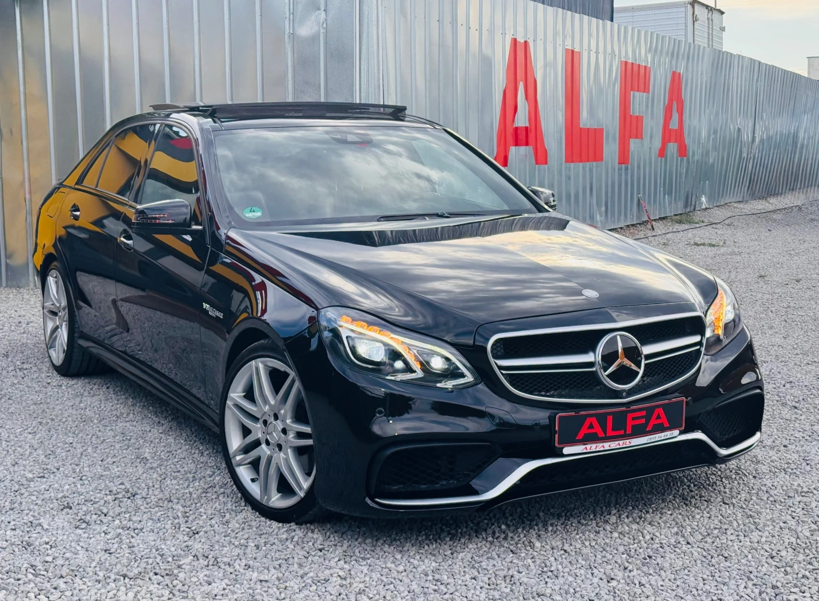 Mercedes-Benz E 300 d/6.3 AMG/TUNING/ВС.ЕКСТРИ/ПАНОРАМА/КАТО НОВА///, снимка 4 - Автомобили и джипове - 55840825