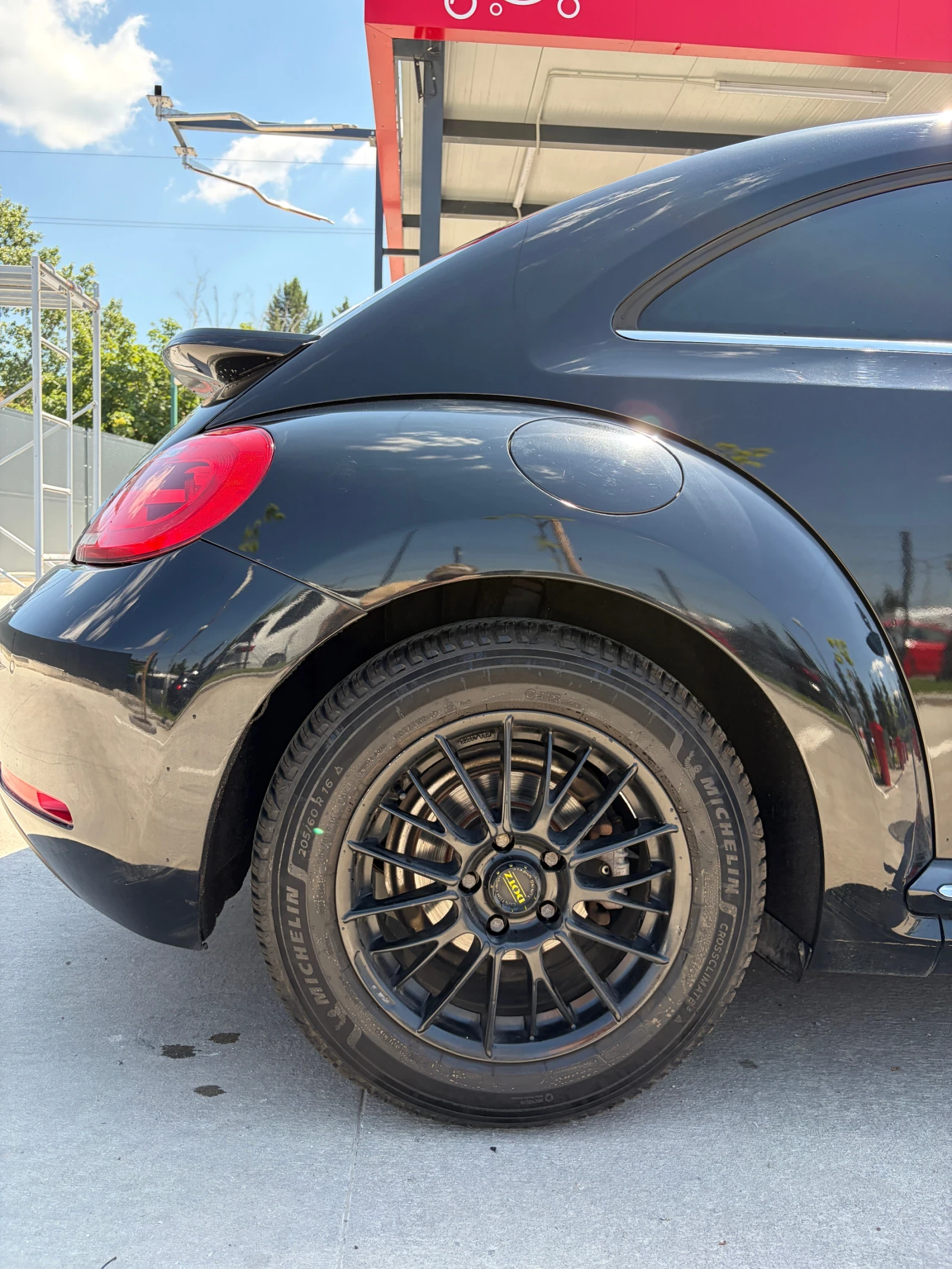 VW Beetle Sport Supercharger+ Turbo, снимка 3 - Автомобили и джипове - 55991407