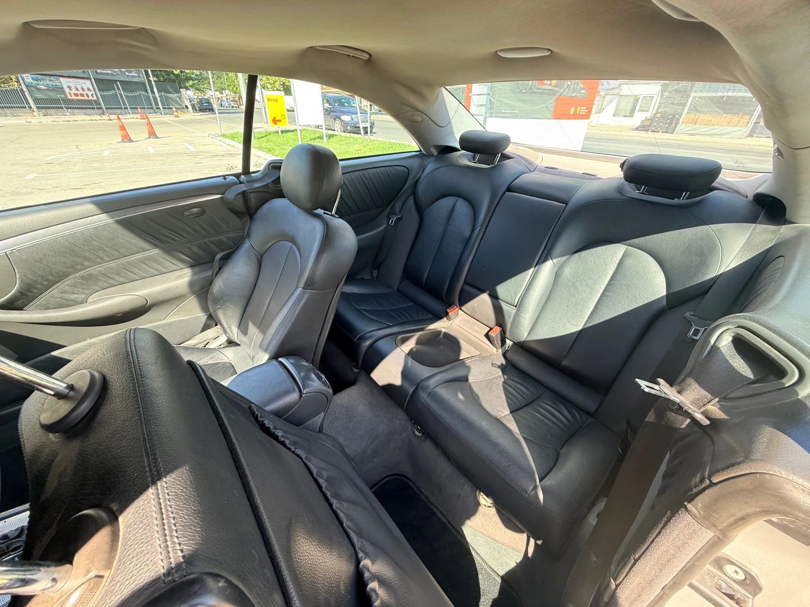 Mercedes-Benz CLK 240 , снимка 12 - Автомобили и джипове - 56066084